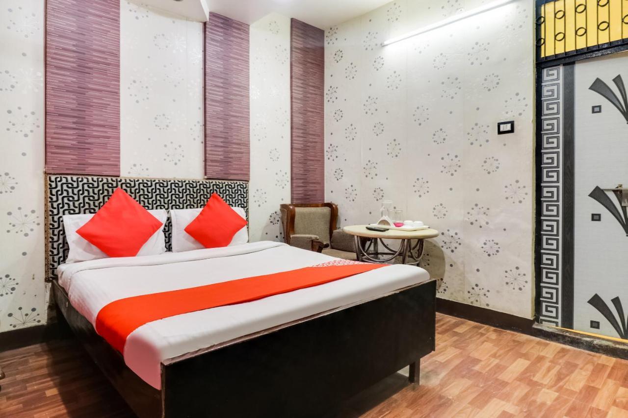 Oyo 71163 Heritage Guest House อัลลอฮาบาด ภายนอก รูปภาพ